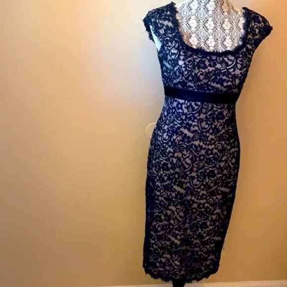 Tadashi Collection Bead Sequin Lace Sheath Dress Cap Sleeve Empire Waist Navy 8 - Picture 6 of 6